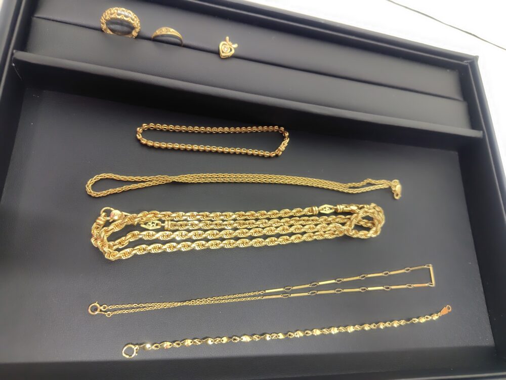 金アクセサリーをお買取させていただきました！